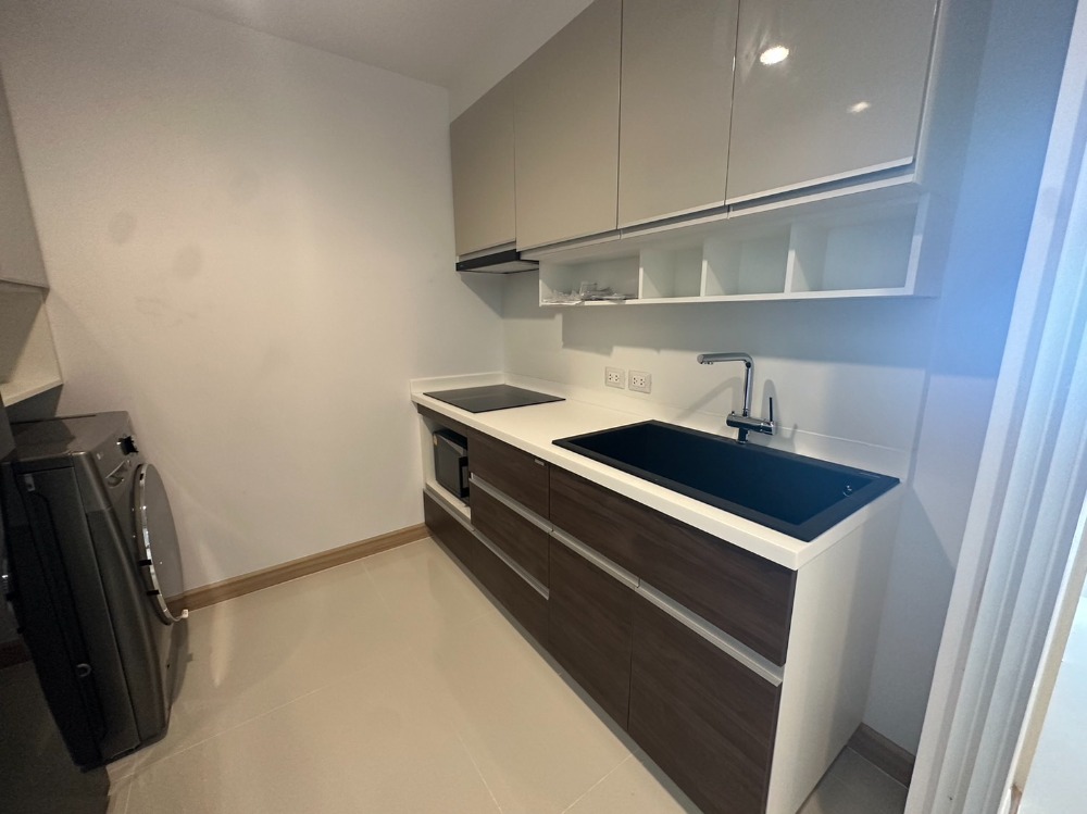 For RentCondoRama3 (Riverside),Satupadit : For Rent Supalai Riva Grand, area 127 sq.m., there are many rooms to choose from. The most special price New condo along the river, next to Rama 3 Road.