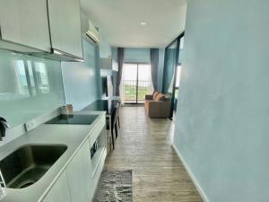 For RentCondoSriracha Laem Chabang Ban Bueng : Condo for rent Sriracha Room for rent, sea view, good location, next to Sukhumvit