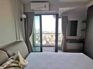 For RentCondoRatchadapisek, Huaikwang, Suttisan : Condo for rent, good price, IDEO Ratchada-Sutthisan, near MRT, ready to move in.