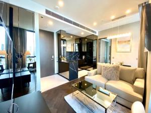 For RentCondoSukhumvit, Asoke, Thonglor : Luxury condo next to BTS, beautifully decorated room, The Esse Sukhumvit 36, ready to move in.