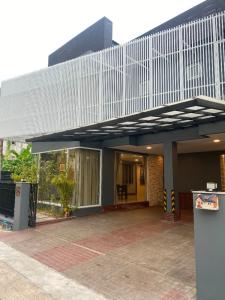 For RentHouseNawamin, Ramindra : 2-story detached house for rent, 360 square meters, near Fashion Island 200m.(N.793)
