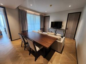 ให้เช่าคอนโดสุขุมวิท อโศก ทองหล่อ : The Reserve Sukhumvit 61 for rent 70 sqm 2 beds 2 baths 55,000 per month
