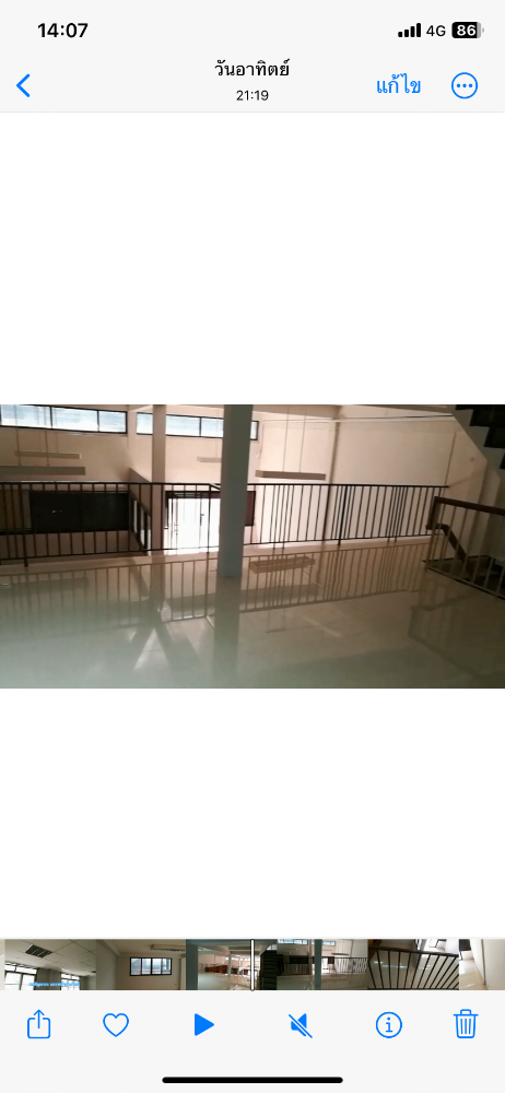 For SaleShophousePinklao, Charansanitwong : Building for sale in Soi Royal River, 2 rooms next to each other, 17.5*2, newly renovated, 3 floors, with rooftop and parking.
