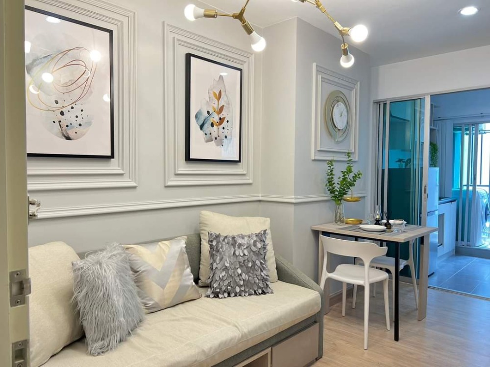 For SaleCondoSamut Prakan,Samrong : For sale: The Kit Plus Sukhumvit 113, condo near BTS Samrong ======================== Only 1,580,000 baht, free transfer!! Ready to pay off, ready to reserve and transfer before the end of the year, negotiable.