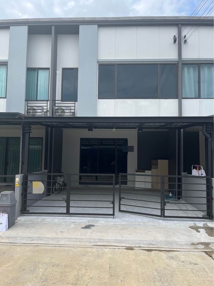 For RentTownhouseBangna, Bearing, Lasalle : Townhome for rent, Pleno Air, fully furnished, 3 bedrooms, 2 bathrooms, rental price 20,000 baht per month, Bangna-Wongwaen Road.