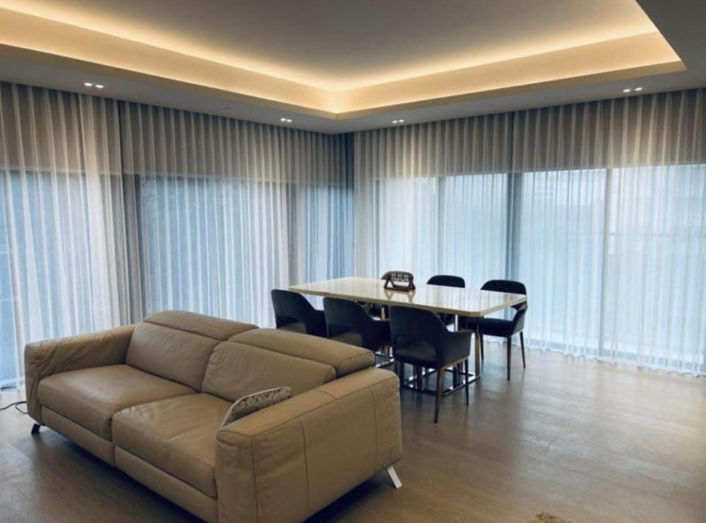 For RentCondoWitthayu, Chidlom, Langsuan, Ploenchit : Tonson One Residence : ( Fl. 4 ) /  A 2-bedroom condominium near BTS Chidlom, fully furnished and ready for immediate occupancy.