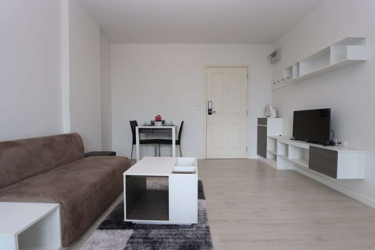 For SaleCondoChiang Mai : Condo For Sale : Dcondo Sign Condominium Super Highway