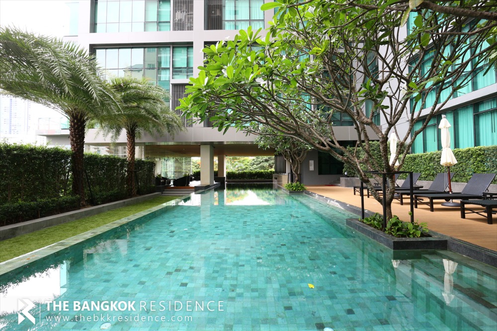 For SaleCondoSukhumvit, Asoke, Thonglor : 💥Price lower than market 30%💥Condo in the heart of Asoke, convenient travel, close to SWU. Definitely a student favorite✨The Room Sukhumvit 21✨1 bedroom, 1 bathroom, size 51 sq m, near BTS Asoke Tel.0627852056