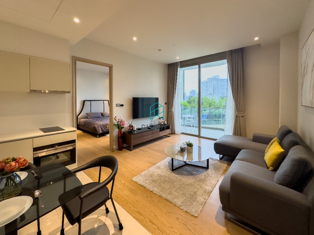 ขายคอนโดวงเวียนใหญ่ เจริญนคร : Magnolias Waterfront Residences - Fully Furnished 1 Bed Condo for Sale!