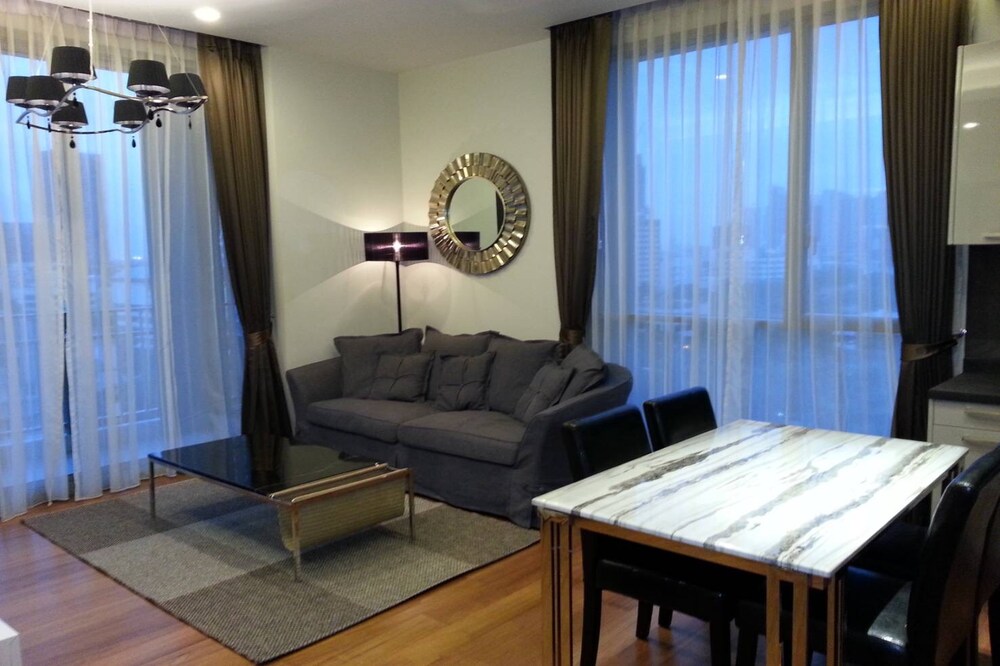 For SaleCondoSukhumvit, Asoke, Thonglor : Code C20221210175.......Quattro by Sansiri sale with tenant, 2 bedroom, 2 bathroom, furnished, Special Deal!!