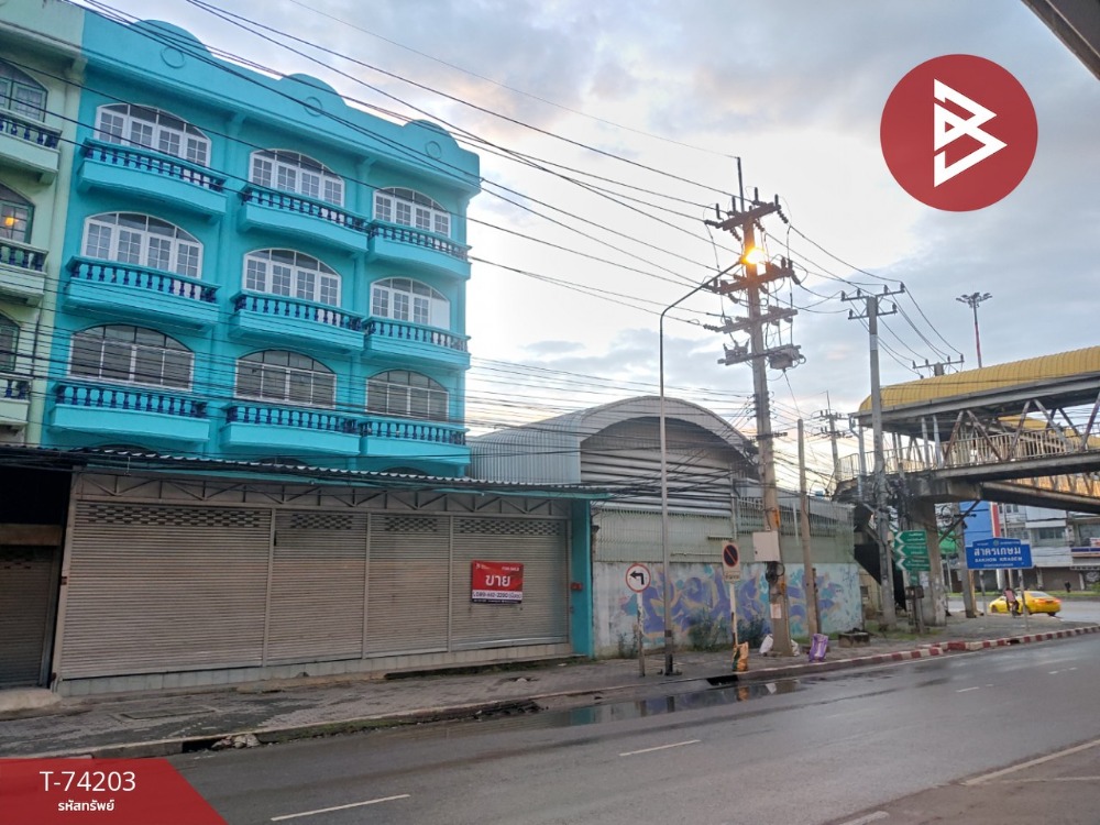 For SaleShophouseMahachai Samut Sakhon : Commercial building for sale, 3 units, 4 floors, area 60 square meters, Krathum Baen, Samut Sakhon.