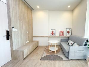 For SaleCondoPattanakan, Srinakarin : 6611555 for sale S1 Rama 9 The Nine Rama 9, near the entrance and exit of Si Rat Expressway. Srinakarin Checkpoint, ABAC University, Ramkhamhaeng University, Samitivej Hospital ,Suvarnabhumi Airport 🛫