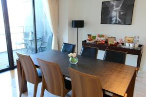 For SaleCondoSathorn, Narathiwat : 194sqm Luxury Well price 3 bedrooms Condo for sale at The Met