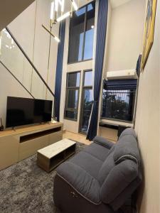 For SaleCondoKasetsart, Ratchayothin : Condo for sale Centric Ratchayothin Duplex 1bedroom 1bathroom, fully furnished, ready to move in.