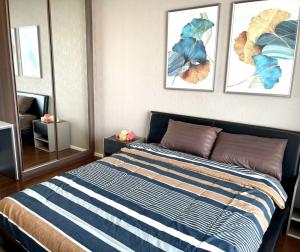 ขายคอนโดสาทร นราธิวาส : 160sqm Riverside High Rise 3 Bedrooms Condo for Sale at Menam Residences