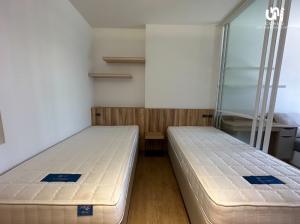 For SaleCondoSiam Paragon ,Chulalongkorn,Samyan : 🎓🎓🎓 Triple Y Residence for sale, prime location, very suitable for investment or would be great to live in yourself 🤩🤩 If interested, contact @unicondo.official