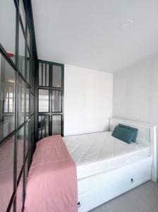ขายคอนโดพระราม 9 เพชรบุรีตัดใหม่ RCA : P16281123  ขาย/For Sale Condo  Aspire Asoke - Ratchada (แอสปาย อโศก - รัชดา)  1นอน 25.26ตร.ม ชั้น6 ห้องสวย เฟอร์ครบ พร้อมอยู่