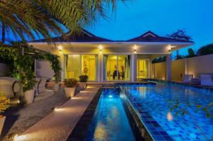 For SaleHouseKrabi : 🏠 Urgent sale, private villa, quiet, worth the investment ⛰️ Spacious area, good condition, beautiful, worth buying for living or doing business. Villa. Rent out to make profit and have long-term customers all year‼️ Area size 110 sq m. 440 sq m. ‼️💥3 bed