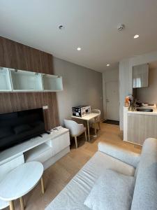 For SaleCondoSukhumvit, Asoke, Thonglor : P04281123 For Sale/For Sale Condo Runesu Thonglor 5 (Runesu Thonglor 5) 1 bedroom, 28 sq m, 4th floor, rear view of a single house, beautiful room, fully furnished, ready to move in.