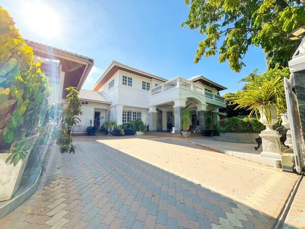 ขายบ้านมีนบุรี-ร่มเกล้า : บ้านเดี่ยว Perfect place รามคำแหง-164 เนื้อที่ 231 ตร.วา
