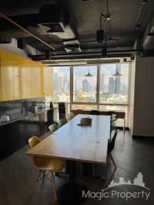 For RentOfficeSukhumvit, Asoke, Thonglor : Office Space For Rent in Richmond Building, Khlong Toei, Bangkok