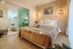 For SaleCondoThaphra, Talat Phlu, Wutthakat : 🎉 For sale: Metro Park Sathorn Kanlapaphruek Phase 3, waterfront village view, quiet, can see the BTS, very beautiful room.