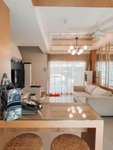 For RentTownhouseLadkrabang, Suwannaphum Airport : For rent at The Metro Rama 9 Negotiable at @condo89 (with @ too)