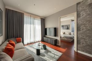 For RentCondoSukhumvit, Asoke, Thonglor : Beautifully Furnished 2 Beds Unit for Rent!