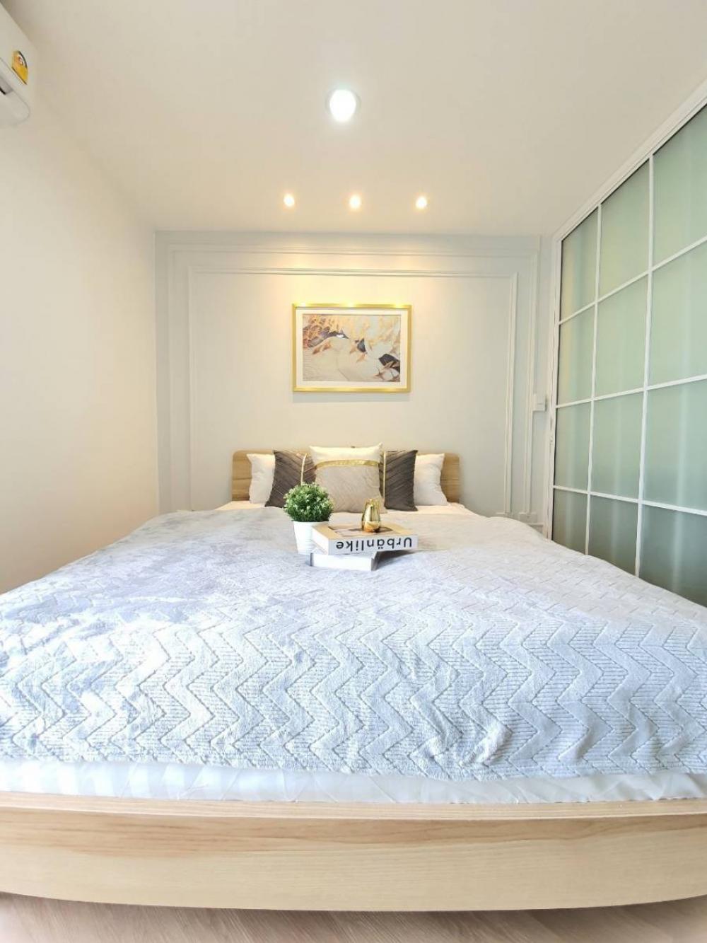 For SaleCondoChokchai 4, Ladprao 71, Ladprao 48, : 🚅🛣️🏬🏬Both the expressway and the skytrain are very close to Regent Home 12. Lat Phrao 41 Soi Phawana, wide condo, easy installments, can get a loan💯💯