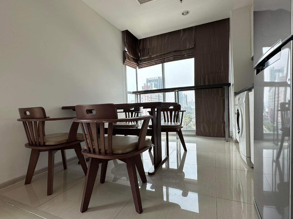 ขายคอนโดรัชดา ห้วยขวาง : Life Ratchadapisek / 2 Bedrooms (SALE), ไลฟ์ รัชดาภิเษก / 2 ห้องนอน (ขาย) CREAM537