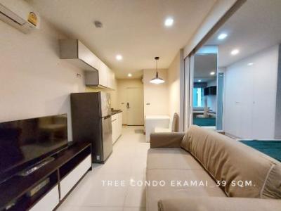 For SaleCondoSukhumvit, Asoke, Thonglor : Condo for sale, fully furnished, ready to move in, 1 bedroom, Tree Condo Ekkamai, 39.23 sq m., quiet, convenient travel, near Ekkamai, Thonglor, Sukhumvit.