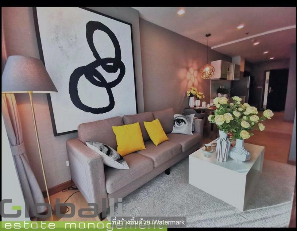 For SaleCondoChiang Mai : (GBL1911) 💕Condo for sale in Chang Klan area 💕 Luxury condo, good location, near Night Bazaar. If interested, you can talk to us for details. Project name: The Astra Condo - Area 50.16 sq m - 8th floor, Building A- 1 bedroom, 1 bathroom - Bed with mattres