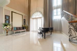 ขายบ้านปิ่นเกล้า จรัญสนิทวงศ์ : For Sale บ้านเดี่ยว Super Luxury คิว ทเวลฟ์ ตรงข้ามthe circle ราชพฤกษ์🔥🔥🔥