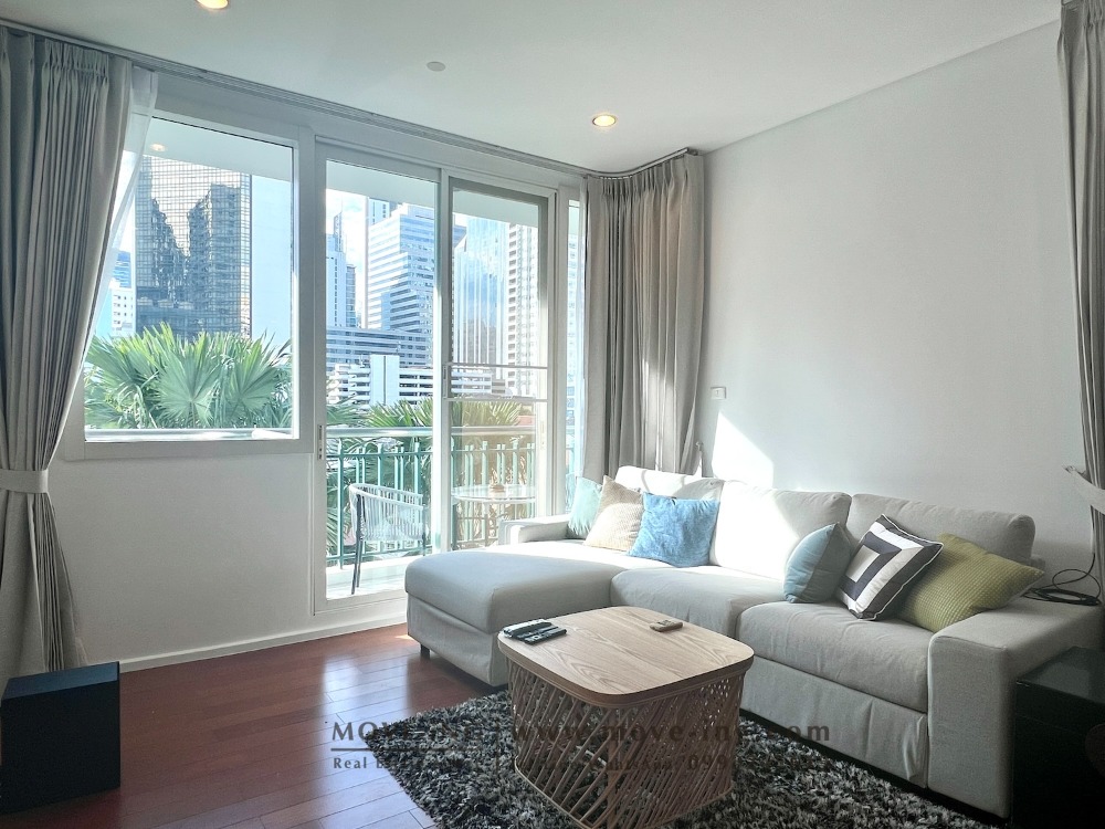 For RentCondoSukhumvit, Asoke, Thonglor : Newly renovated 2 Beds condo Corner unit near Asok BTS - Wind 23