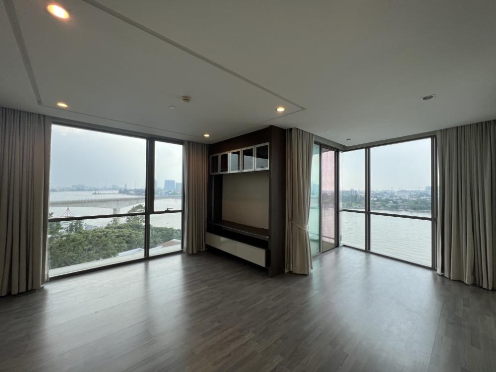 For SaleCondoBang Sue, Wong Sawang, Tao Pun : FOR SALE.or. RENT: 333 riverside condo  2 beds,  2 baths. 94 SQM :corner room
A magnificent Riverside , partial furnished , 
Close MRT Bangpo ,blue line  (BL09)
Next to Main pier
Near Supermarket,shopping mall and the hospital