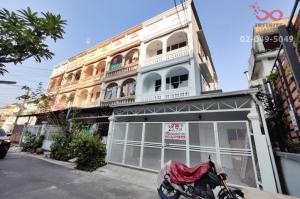 For SaleTownhouseRatchadapisek, Huaikwang, Suttisan : Townhome for sale, 3 floors, area 21.9 square meters, corner house, Soi Phum Urai, Sutthisan Winitchai Road.