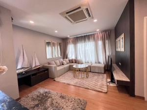 ให้เช่าบ้านพัฒนาการ ศรีนครินทร์ : ให้เช่าบ้านเดี่ยวเดอะแพลนท์อิลิชพัฒนาการ 38