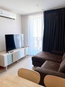 For RentCondoOnnut, Udomsuk : Condo for rent, Artemis Sukhumvit 77, complete furniture and electrical appliances, ready to move in, near BTS On Nut, open view, comfortable for the eyes. The wind blows all day long.
