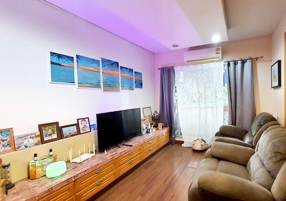 For SaleCondoSamut Prakan,Samrong : For sale, 2 bedroom condo, Srinakarin, 2 km. to MRT Sri Bearing, 4-main accesses to the property, ready to move in.