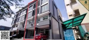 For SaleHome OfficeRatchadapisek, Huaikwang, Suttisan : [For Sale] Newly built 4-storeys home office, only 600 meters from MRT Sutthisan.