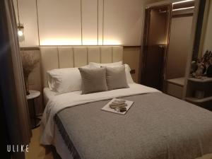 For SaleCondoRama9, Petchburi, RCA : Very cheap, fully furnished, unblocked view, 1 bedroom, bought directly to the project. Tuxelpo only