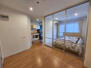 For SaleCondoPattanakan, Srinakarin : Condo for sale Lumpini Place Srinakarin-Hua Mak Station. Near MRT Hua Mak, ARL Hua Mak, on the 2nd floor of 25 floors, facing north, the room is cool and not hot. LUMPINI PLACE SRINAKARIN – HUAMAK STATION