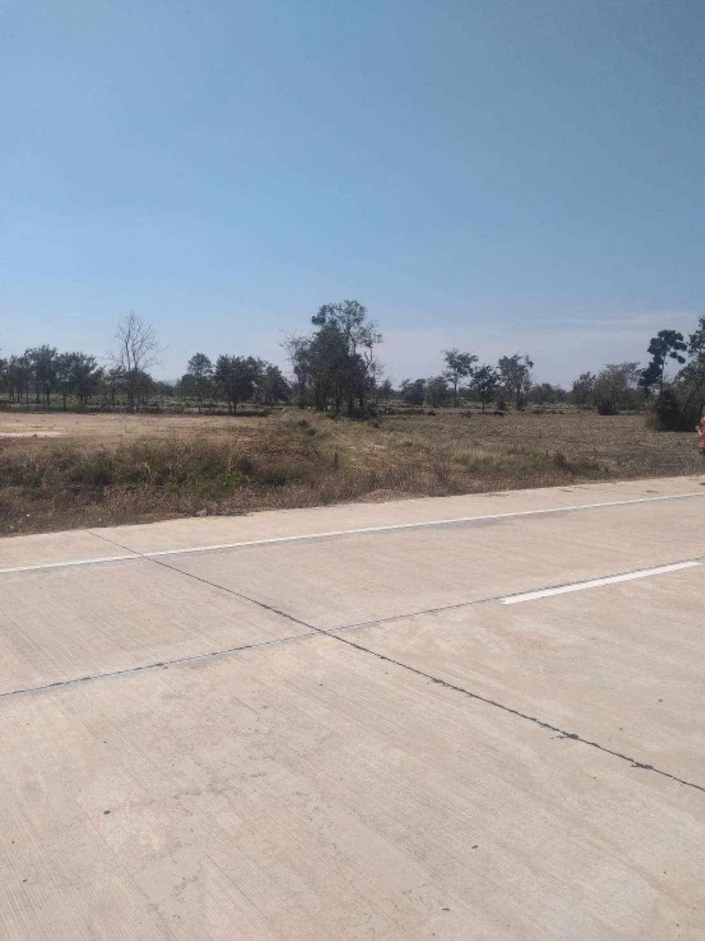 For SaleLandSa Kaeo : 🚩Land for sale in Aranyaprathet District, Sa Kaeo Province, cheap price, close to Road 3646, only 43 meters (logistics route), suitable for housing developments, warehouses.