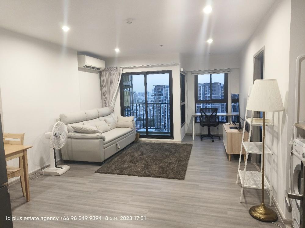 For RentCondoPinklao, Charansanitwong : The Parkland Charan - Pinklao Condo for sale : Newly room never use 1 bedroom for 45 sqm. on 21st floor. A building.Fully furnished and electrical appliances.Next to MRT Bangyikhan​. Rental only for 18,000 / m. discount from 20,000 / m.