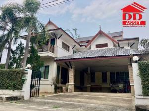 For SaleHouseChiang Mai : 2-story detached house for sale, Baan Suan Jiratchaya, Hang Dong, Chiang Mai, only 10 minutes from the airport, code H8011.