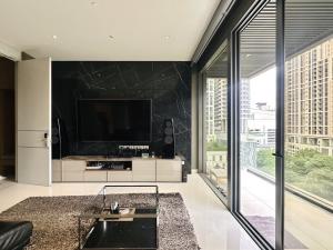 For SaleCondoSukhumvit, Asoke, Thonglor : Urgent sale📌 Premium service condo in downtown Bangkok, Vittorio Sukhumvit 39 ⭐️best price 53,000,000 THB ⭐️