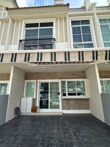 For SaleTownhouseBangna, Bearing, Lasalle : Vintage townhome, European style, Built-In, ready to move in. Near Mega Bangna