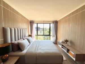 For SaleCondoChiang Mai : Modern condo for sale In the heart of Chiang Mai city.