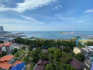 For RentCondoSriracha Laem Chabang Ban Bueng : Eastern Tower Sriracha, 2 bedroom sea view suite.