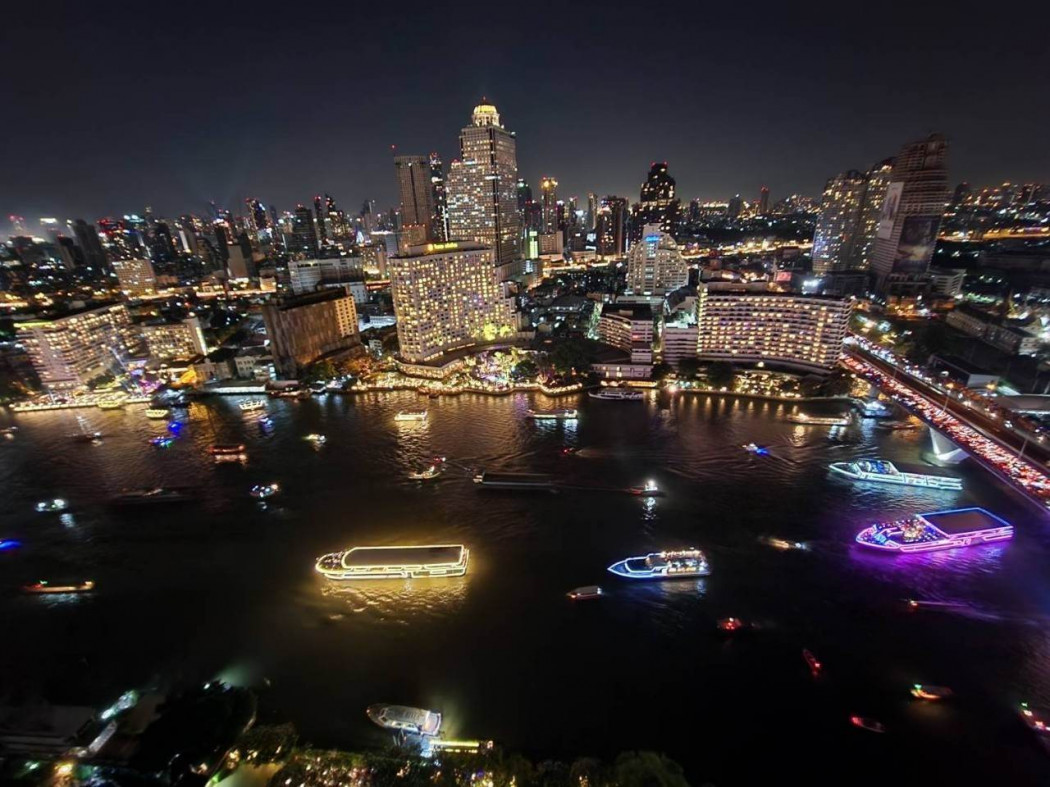 ให้เช่าคอนโดวงเวียนใหญ่ เจริญนคร : ให้เช่า The River คอนโด ห้องเพนเฮ้าส์สุดหรู (วิวแม่น้ำเจ้าพระยา) 112.7 ตร.ม. 2 ห้องนอน 2 ห้องน้ำ ชั้นสูง Fully Furnished